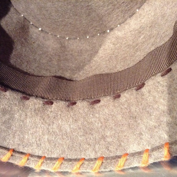 Helen Welsh 100% Wool Women's Bucket Hat Light Brown One Size Made in Italy - Picture 8 of 11